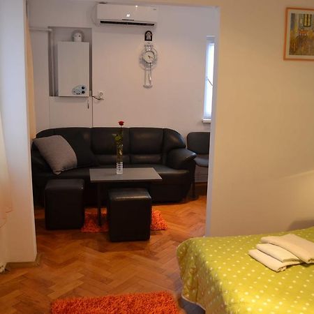 Victoria Studio Bucharest Room photo